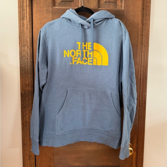 The North Face Men's Half Dome Pullover Hoodie Sweatshirt Blue Yellow - Picture 1 of 3
